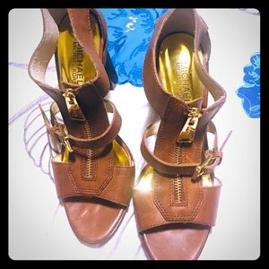Micheal Kors heels